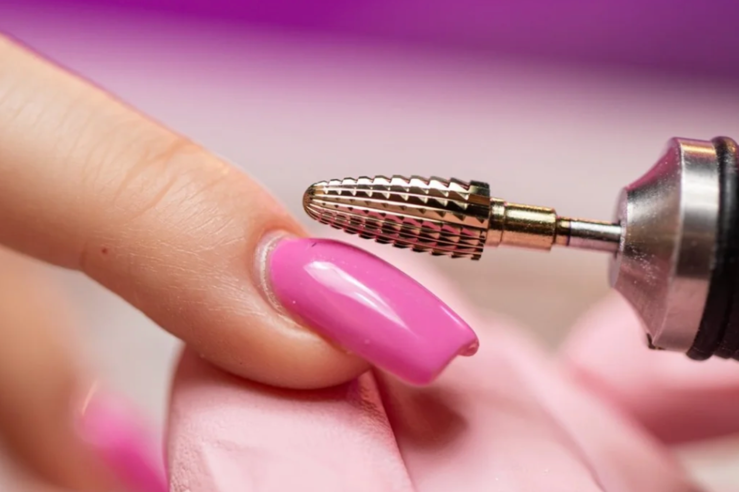 Details that make the difference – iqnails and vezzi join forces