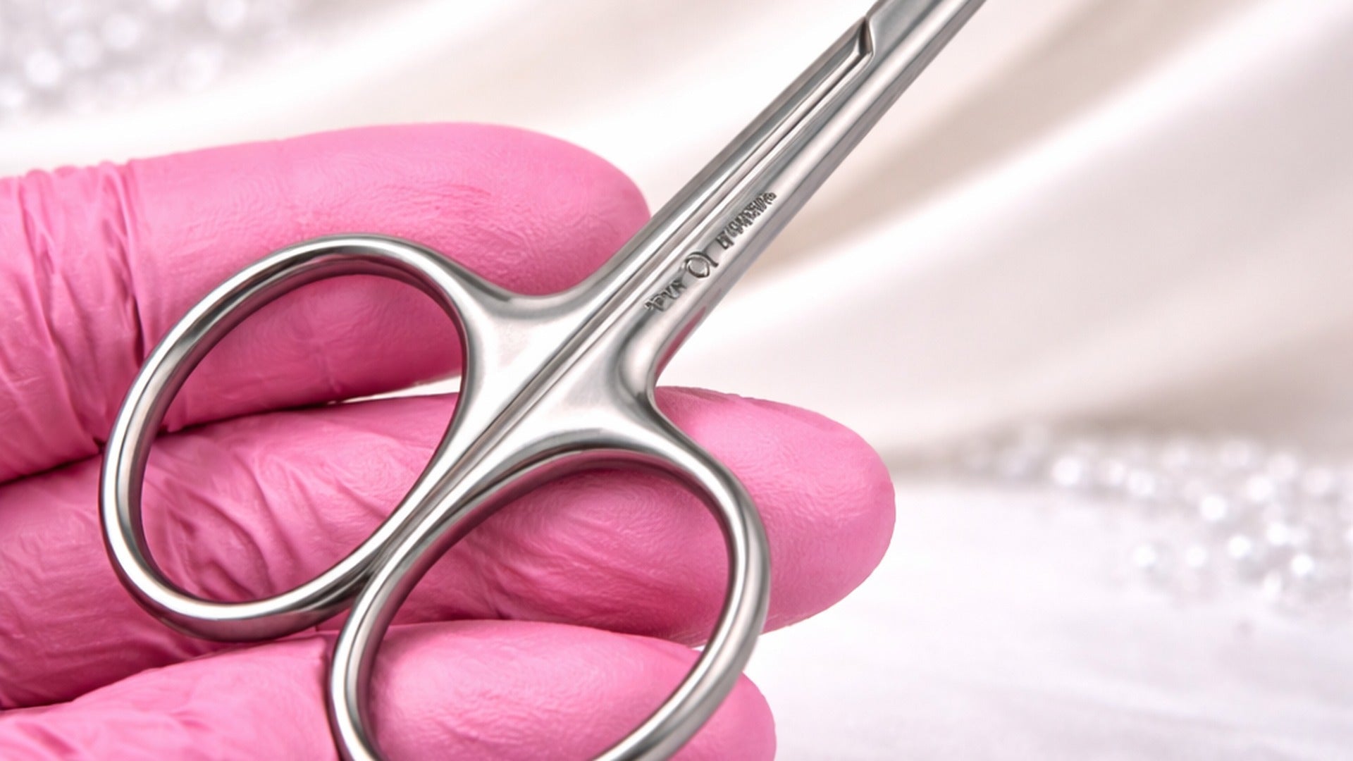 The perfect pedicure step by step - iqnails