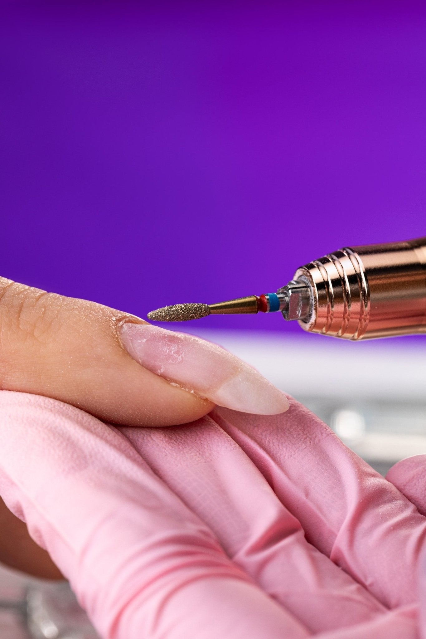 Long flame-shaped bit with 2-in-1 grit DuoFrez - iqnails