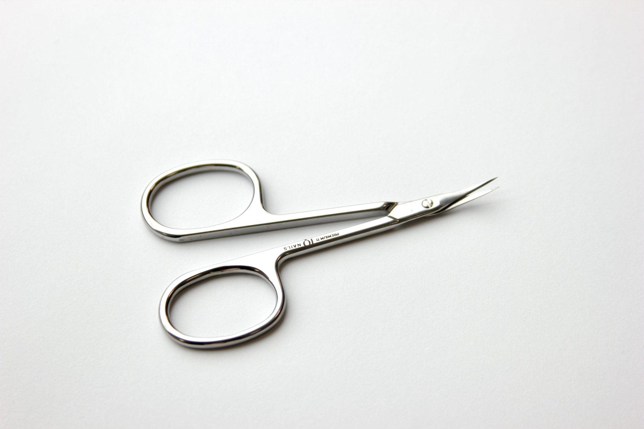 Premium Cuticle Scissors Blade Length 18 mm - iqnails